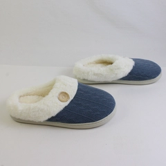 Unbranded Slip On Slippers Blue/White Knitted Fuzzy Indoor/Outdoor US Size 7-8
