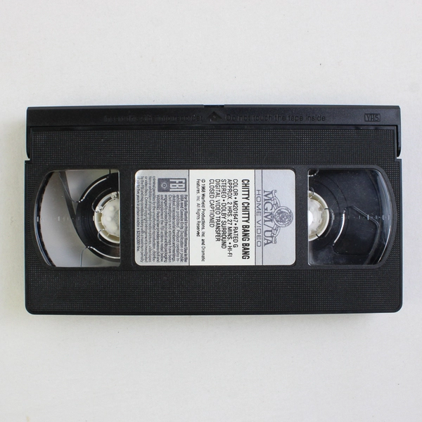 Chitty Chitty Bang Bang VHS Tape 1989 MGM Dick Van Dyke 