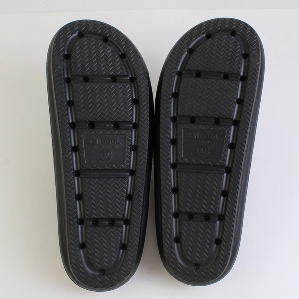 32 Degrees Unisex Cushion Slide Sandal Solid Black (Women 7.5-8.5, Men 5.5-6.5)