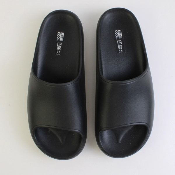32 Degrees Unisex Cushion Slide Sandal Solid Black (Women 7.5-8.5, Men 5.5-6.5)