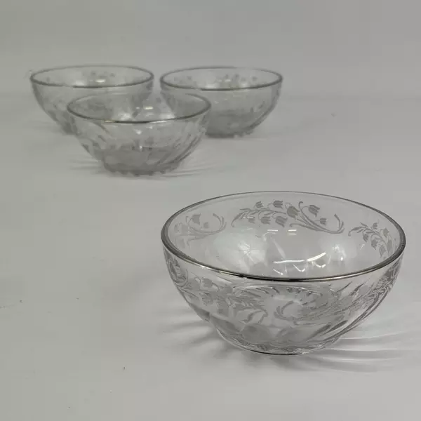 Set of 4 Clear Glass Spiral Lily Of The Valley Fruit Bowls With Platinum Rims