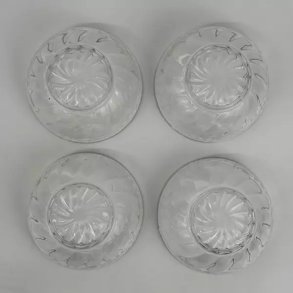 Set of 4 Clear Glass Spiral Lily Of The Valley Fruit Bowls With Platinum Rims