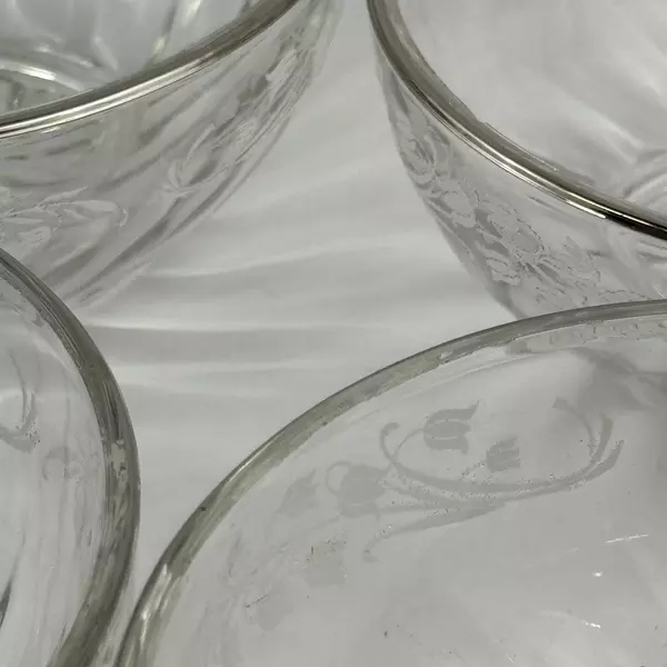 Set of 4 Clear Glass Spiral Lily Of The Valley Fruit Bowls With Platinum Rims