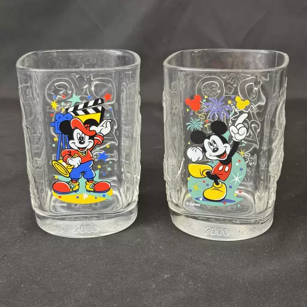 McDonalds 2000 Walt Disney World Magic Kingdom Celebration Glass Mickey Mouse