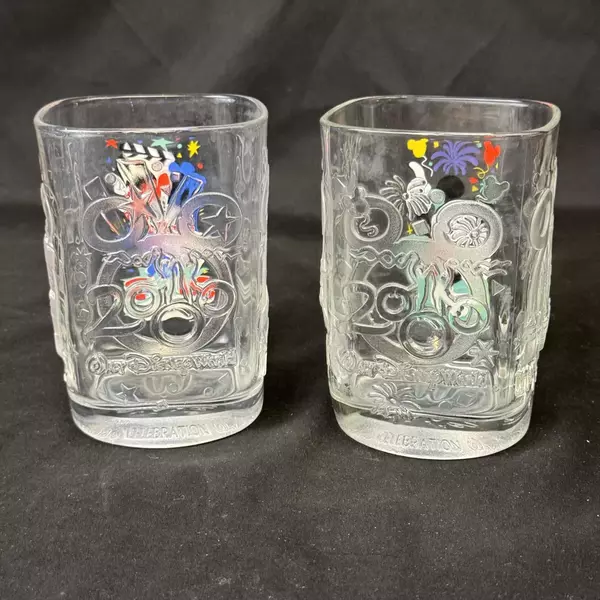 McDonalds 2000 Walt Disney World Magic Kingdom Celebration Glass Mickey Mouse