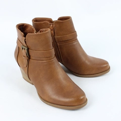 Baretraps Raelynn Ankle 2" Heel Boots Solid Brown Faux Leather Women's Size 6M