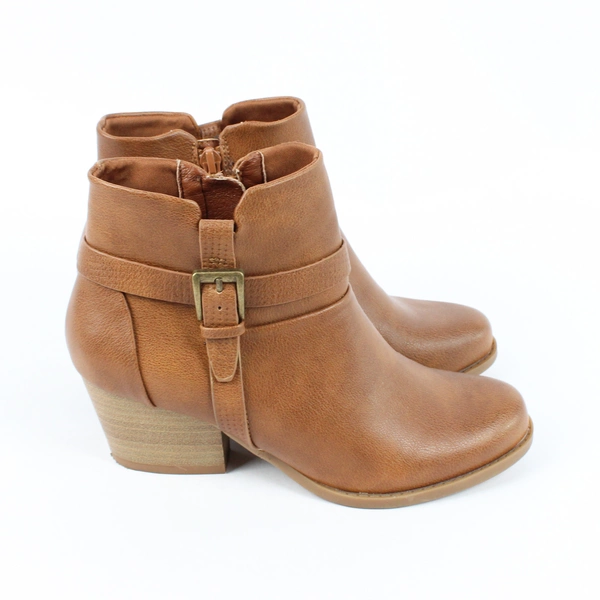 Baretraps Raelynn Ankle 2" Heel Boots Solid Brown Faux Leather Women's Size 6M