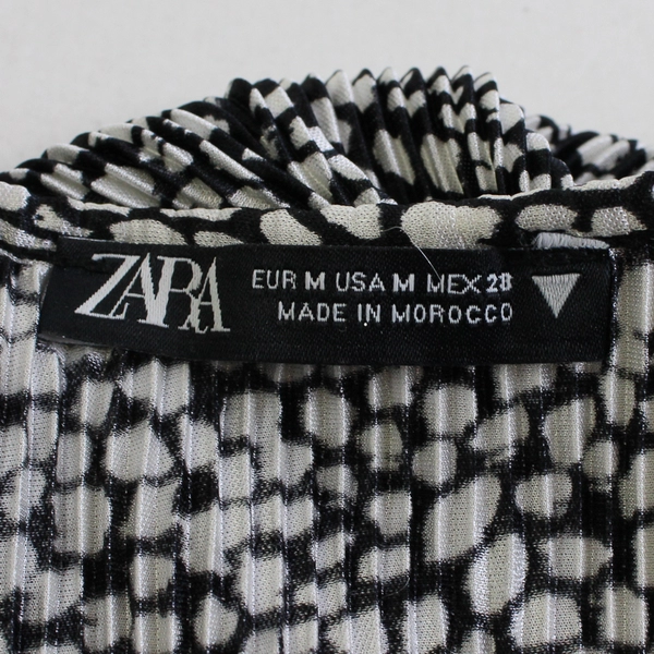 Zara Black and White Spotted Flared Sleeve Blouse Women's Size Medium