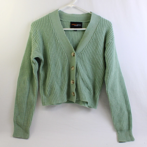 Ambiance Apparel Sage Green Knit Cropped Cardigan Women's Medium