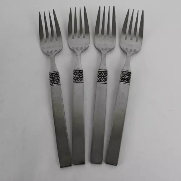 Lot of 4 Oneida Northland Salad Forks Danish Fling Pattern Stainless 7 1/2"