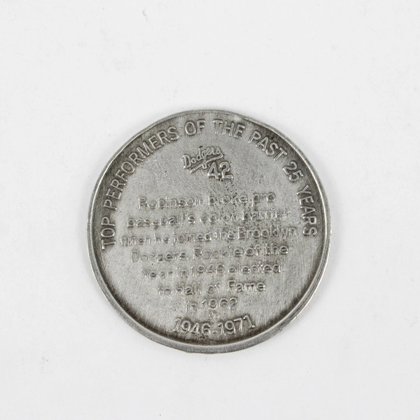 1971 Jackie Robinson Man of the Last 25 Years Dodgers Collector Coin