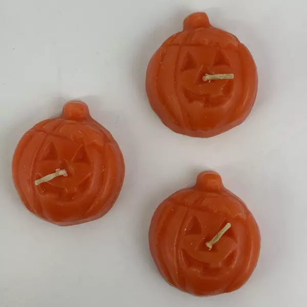 Lot of 6 Armadilla Wax Works Halloween Candles Jack O Lanterns And Ghosts