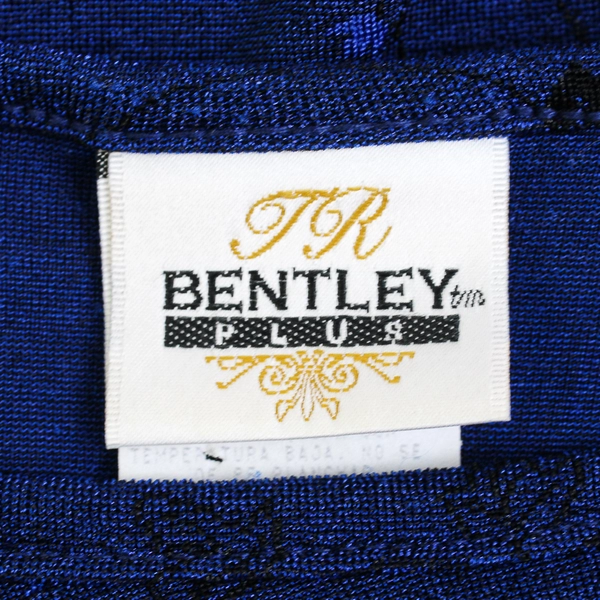 TR Bentley Floral Pattern Dark Blue T-Shirt Women's Size 2X