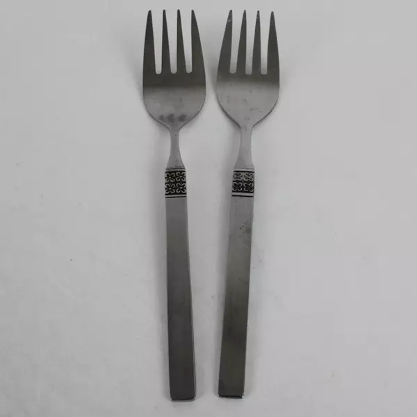 Lot of 2 Oneida Northland Serving Forks Danish Fling Pattern SStl 8 1/2" Japan
