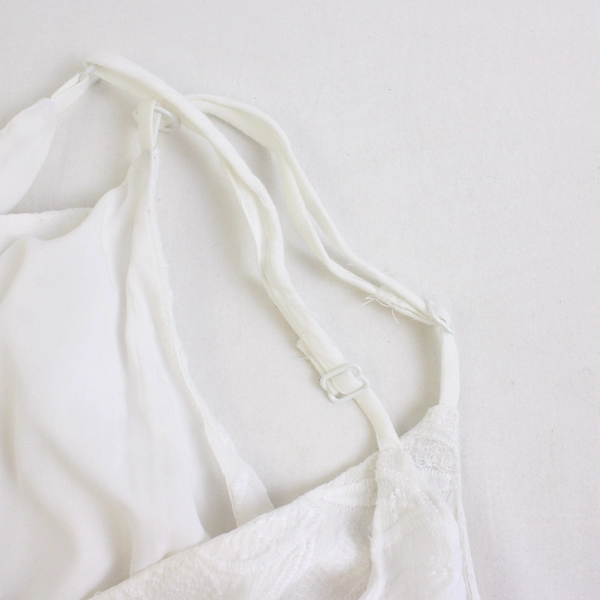 Loft Embroidered White Spaghetti Strap Tank Women's Size 22