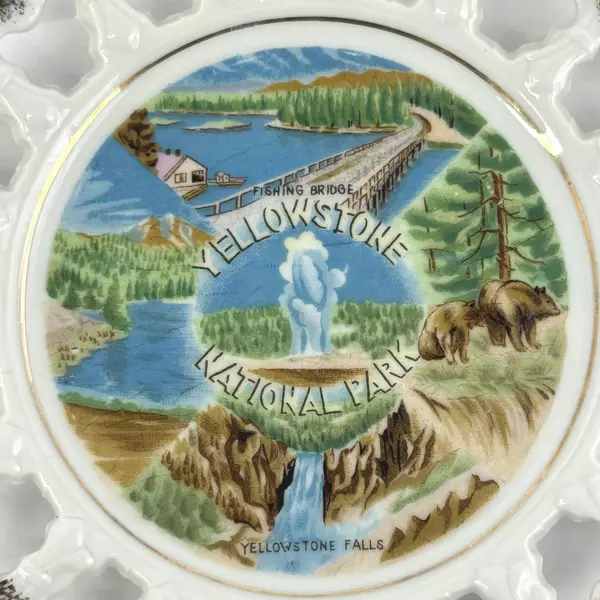 Yellowstone National Park Souvenir Plate Pierced Rim Gold Edge