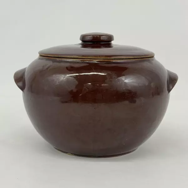 Vintage Brown Bean Pot  Made in USA With Double Handles Lid