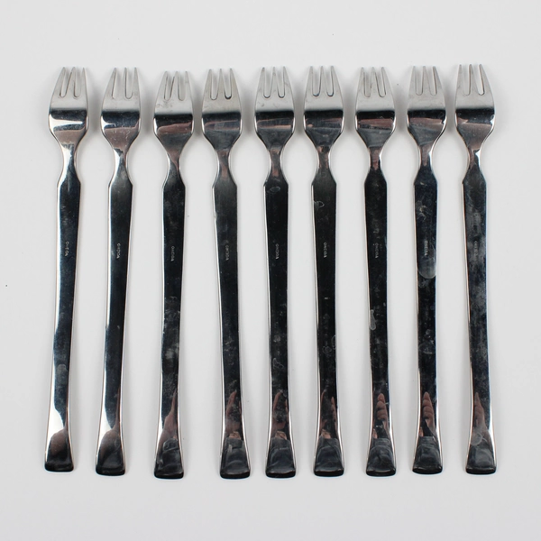 Lot of 9 Oneida Mod Cocktail Seafood Forks Stainless Steel Glossy Finish