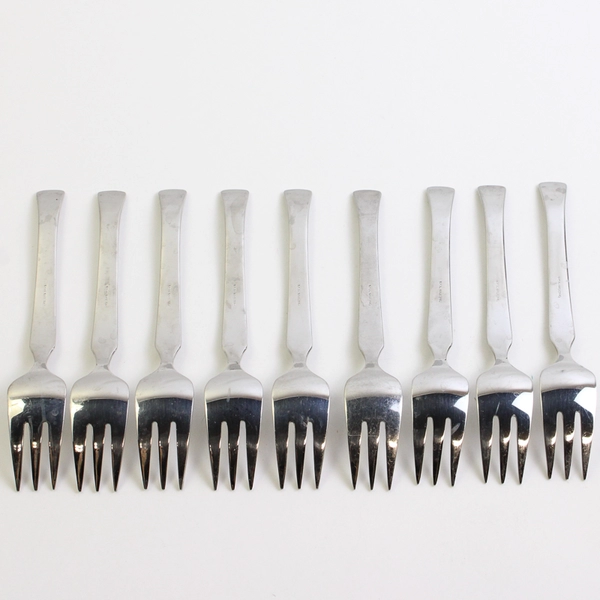 Lot of 9 Oneida Mod Salad Forks Stainless Steel Glossy Finish