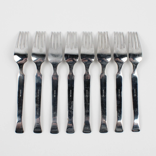 Lot of 8 Oneida Mod Dinner Forks Stainless Steel Glossy Finish