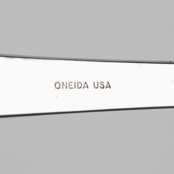 Lot of 8 Oneida Mod Dinner Forks Stainless Steel Glossy Finish