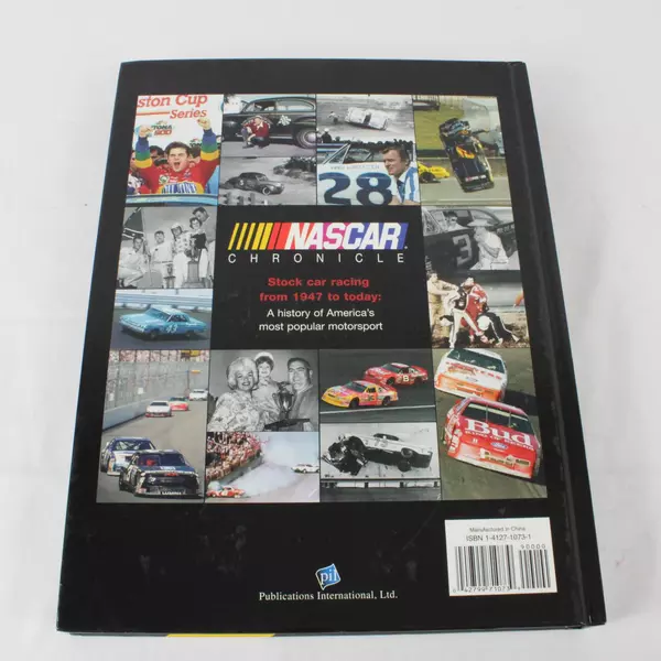 NASCAR Chronicle Greg Fielden 2004 Hardcover Book Good Condition Collectible