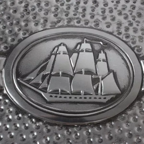 Vintage 1990 Old Spice Classic Hammered Tin Shulton England Collectible