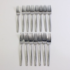 Lot Of 15 Oneida Camlynn Stainless Steel Flatware Forks Glossy Finish