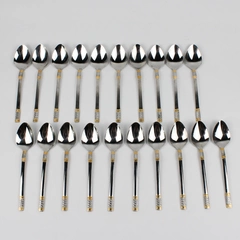 Lot of 20 Wallace Golden Corsica Soup Oval Spoons Gold Accents Glossy Finish