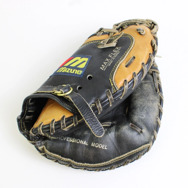 MIZUNO Max Flex Baseball Glove Black/Tan Leather Pro Model
