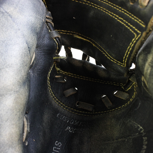 MIZUNO Max Flex Baseball Glove Black/Tan Leather Pro Model