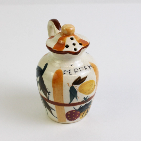 Set of 2 Vintage Matching Pepper Pot Shakers by NASCO Japan