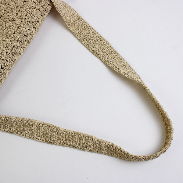 Liz Claiborne Small Beige Handbag Clutch With Shoulder Strap