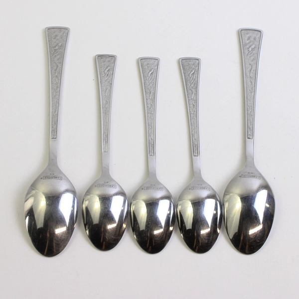 Lot Of 5 Cambridge Silver Riverdale Flatware 2 Soup Spoons & 3 Teaspoons