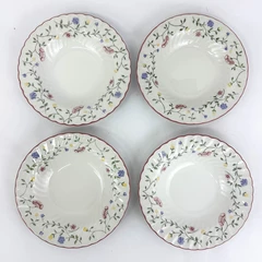 Set of 4 Johnson Brothers Summer Chintz Round 8.5 Inch Pasta Or Coupe Soup Bowls