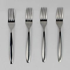 Lot Of 4 Cambridge Silver Seine (Stainless) Flatware Dinner Forks 8.5" Long