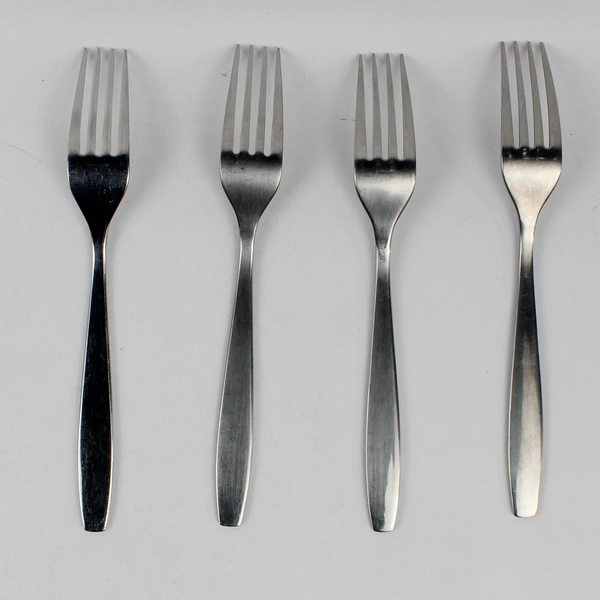 Lot Of 4 Cambridge Silver Seine (Stainless) Flatware Dinner Forks 8.5" Long