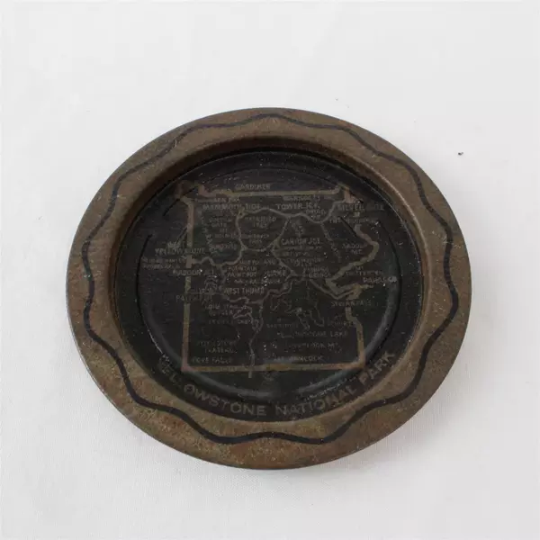 Lot of 4 Yellowstone National Park Vintage Ornament Souvenirs