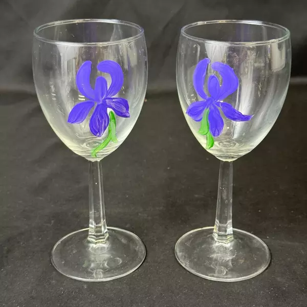 Set of 2 Hand Painted Purple Iris Crystal Wine Glasses