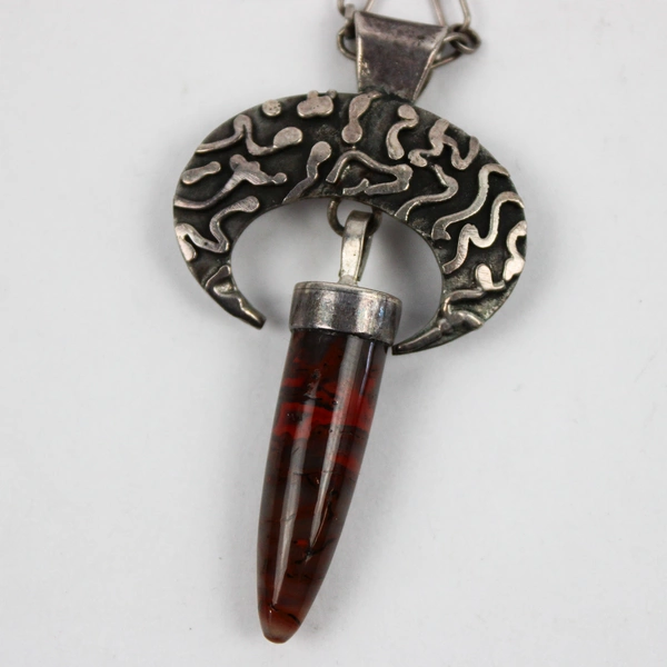 Vintage Silver Tone Necklace Red Stone Pendant 15" Fashion Jewelry