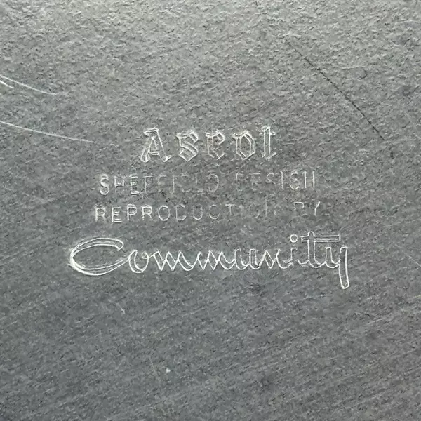 Community Sheffield Design ASCOT Silver Plate Covered Casserole Dish