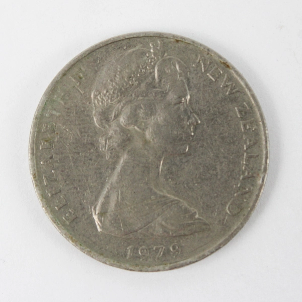 1979 and 1984 New Zealand 20 Cents Kiwi Bird