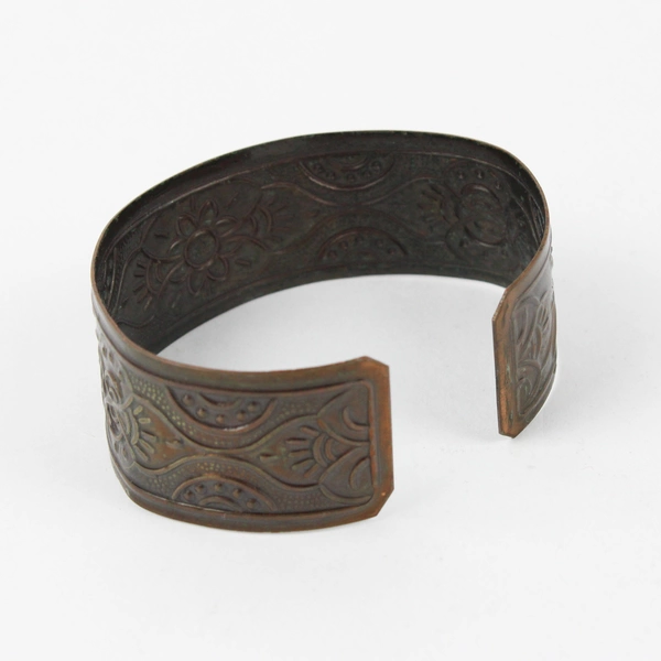 Vintage Solid Copper Cuff Bracelet Etched Floral Southwestern 7.5”