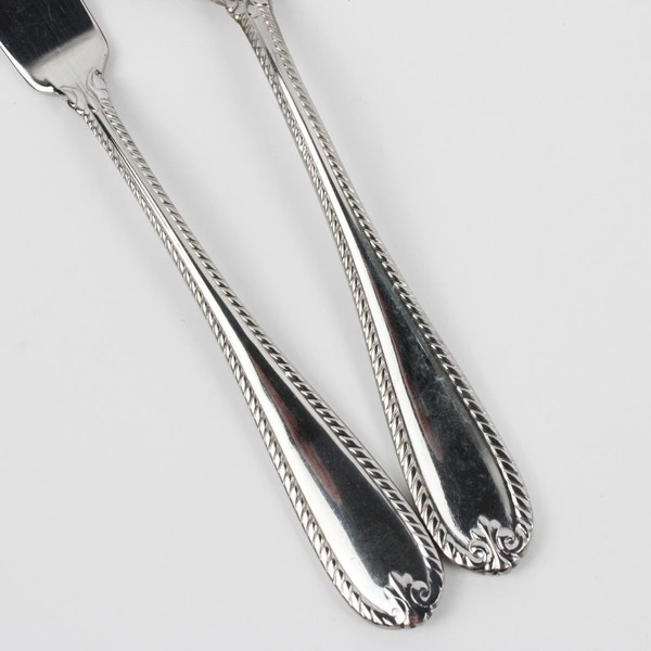 Lot Of 6 Lenox Tudor Bead-Augusta (Stainless) Flatware 4 Butter Knives 2 Spoons