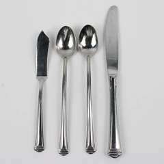 Lot Of 4 Lenox Metropolitan (Stainless) Flatware 2 Knives 2 Iced Tea Spoons