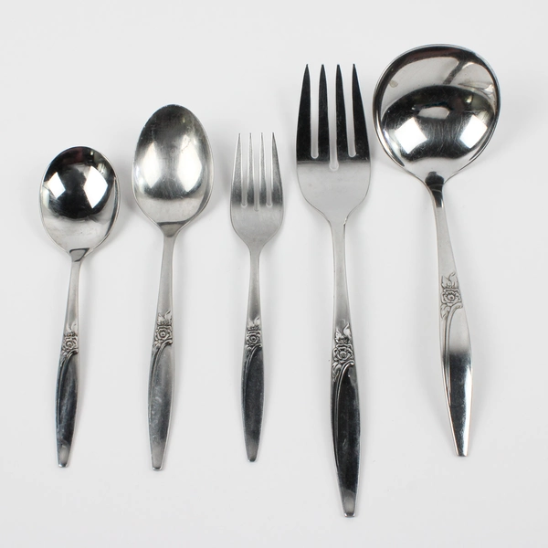 Lot Of 5 Oneida Silver Highland Rose (Stainless) Flatware Ladle 2 Spoons 2 Forks