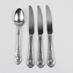 Lot Of 4 Cambridge Silver Rooster (Stainless) Flatware 3 Dinner Knives & 1 Spoon