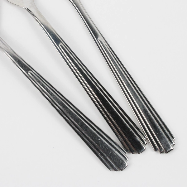 Lot Of 7 Splendide Manhattan (Stainless) Flatware Sugar Spoon, Cocktail, Butter