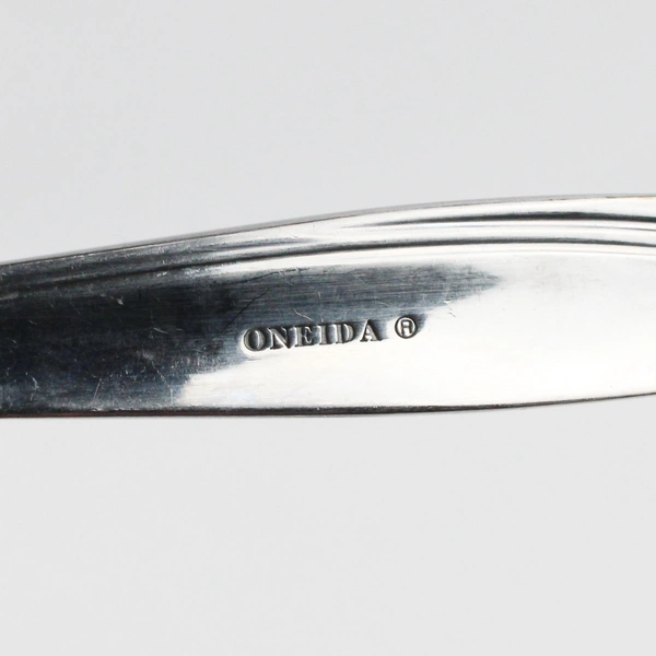 Lot Of 4 Oneida Silver Camlynn Cleo (Stainless) Flatware 2 Serving Spoons Knives