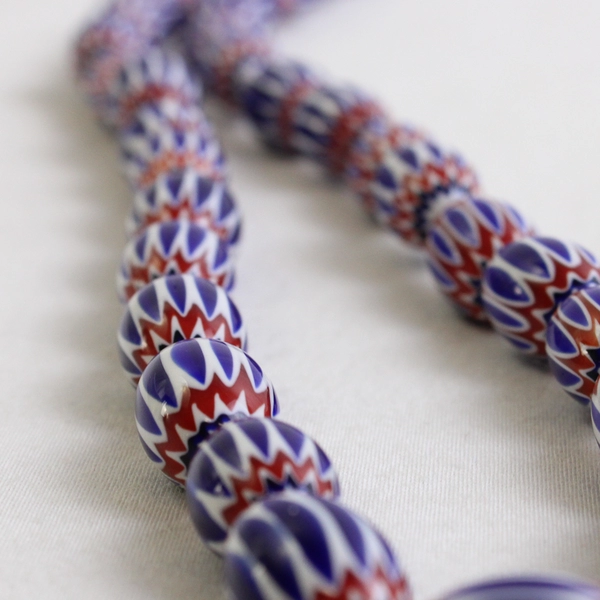 Venetian-Style Chevron Glass Beaded Necklace 13"